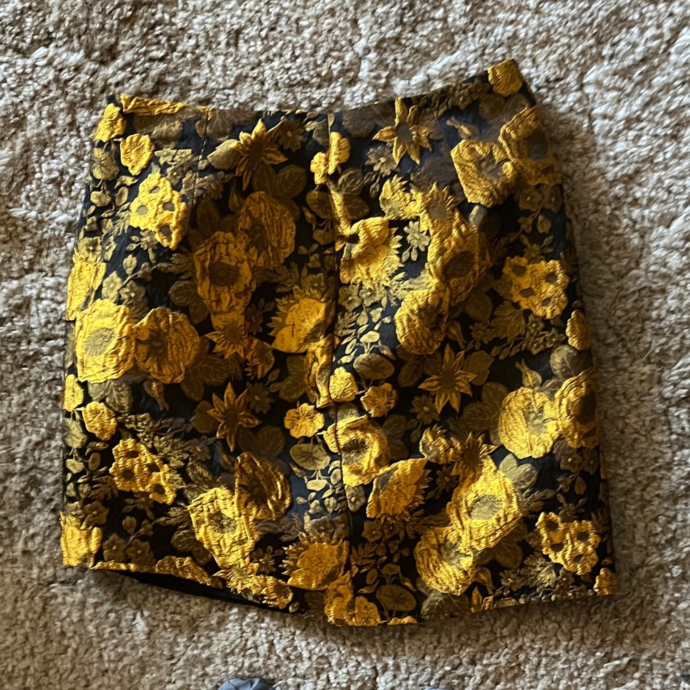 Floral Mini Skirt in Black and Gold